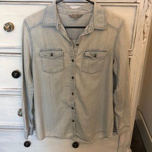 Button front chambray blouse!